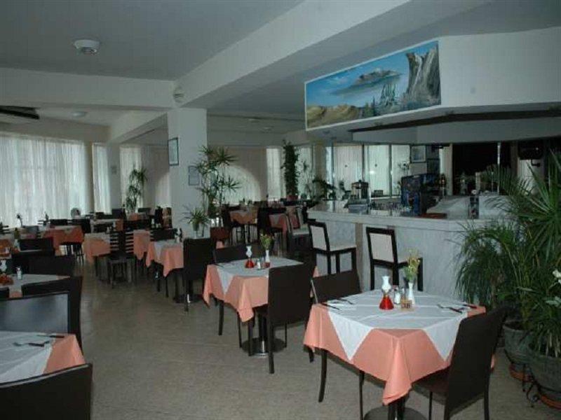 Corfu Sea Gardens 3* Kávos